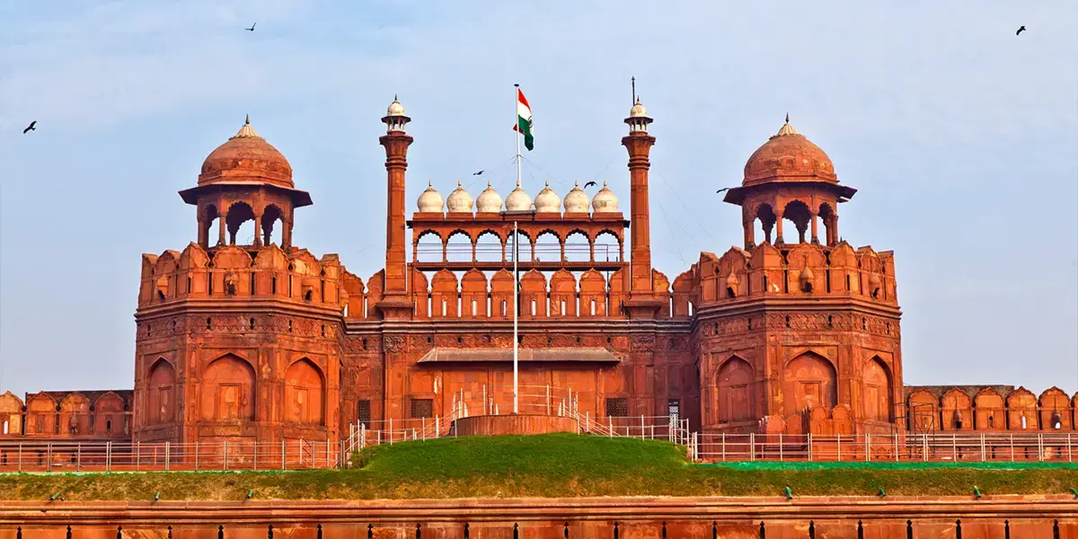 Maharajas' Express: The Golden Triangle Experience