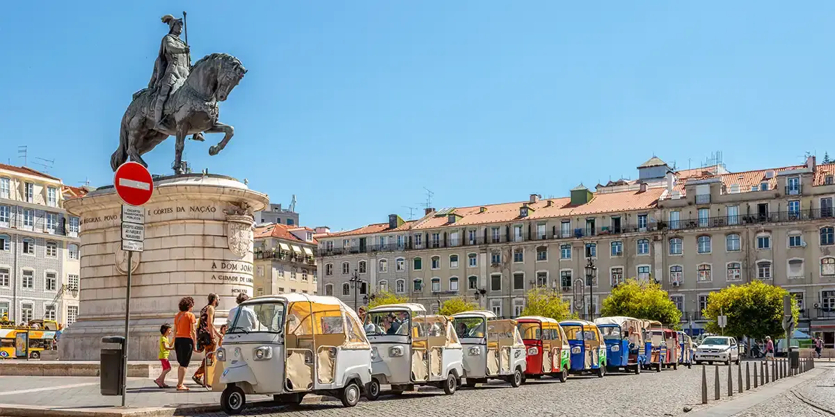 Lisbon, Algarve & Porto: Portugal's Iconic Trio