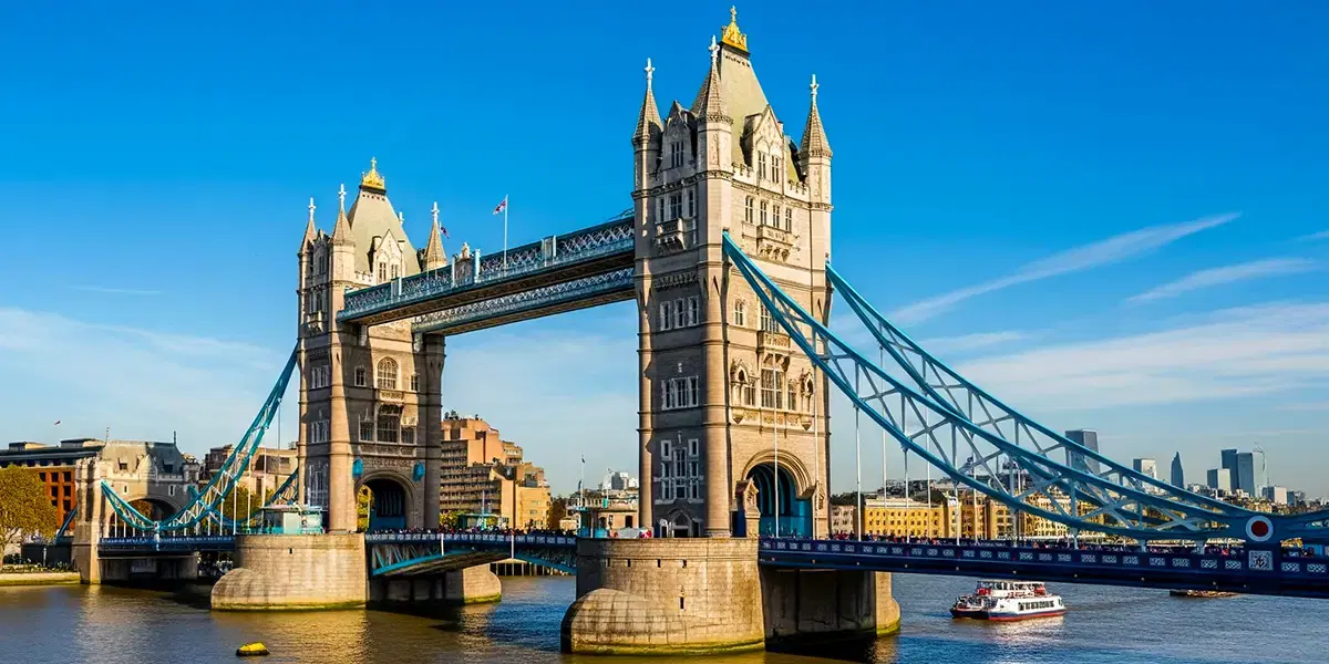 Shangri-La The Shard London: Panoramic City Escape