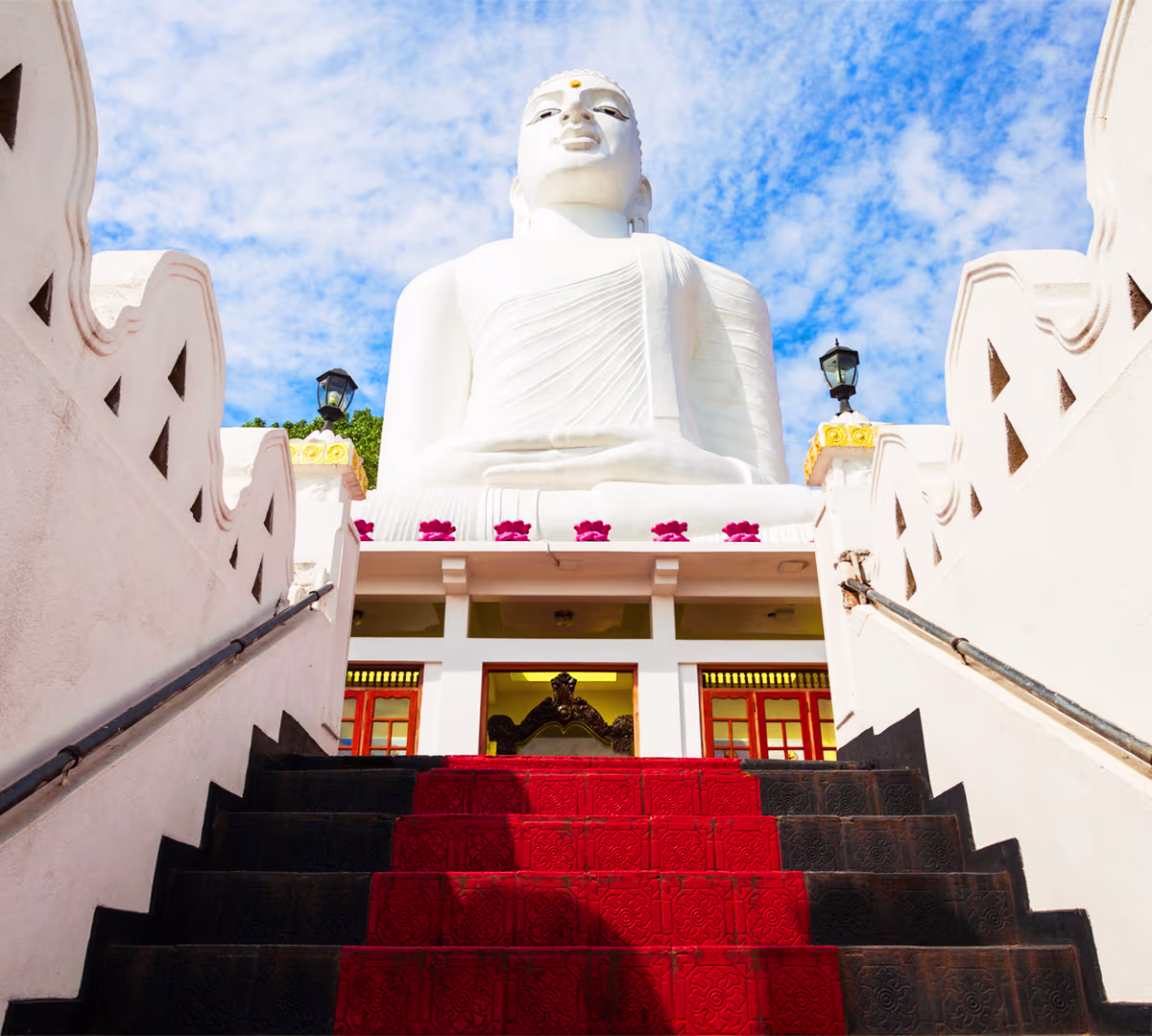 Bahirawakanda Vihara Buddha Statue
